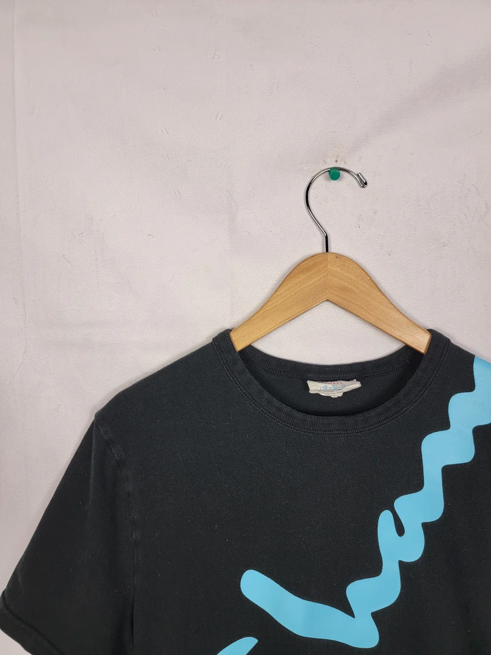 Men's Small Champion Heritage Diagonal Script Logo T-shirt. - Picture 3 of 5
